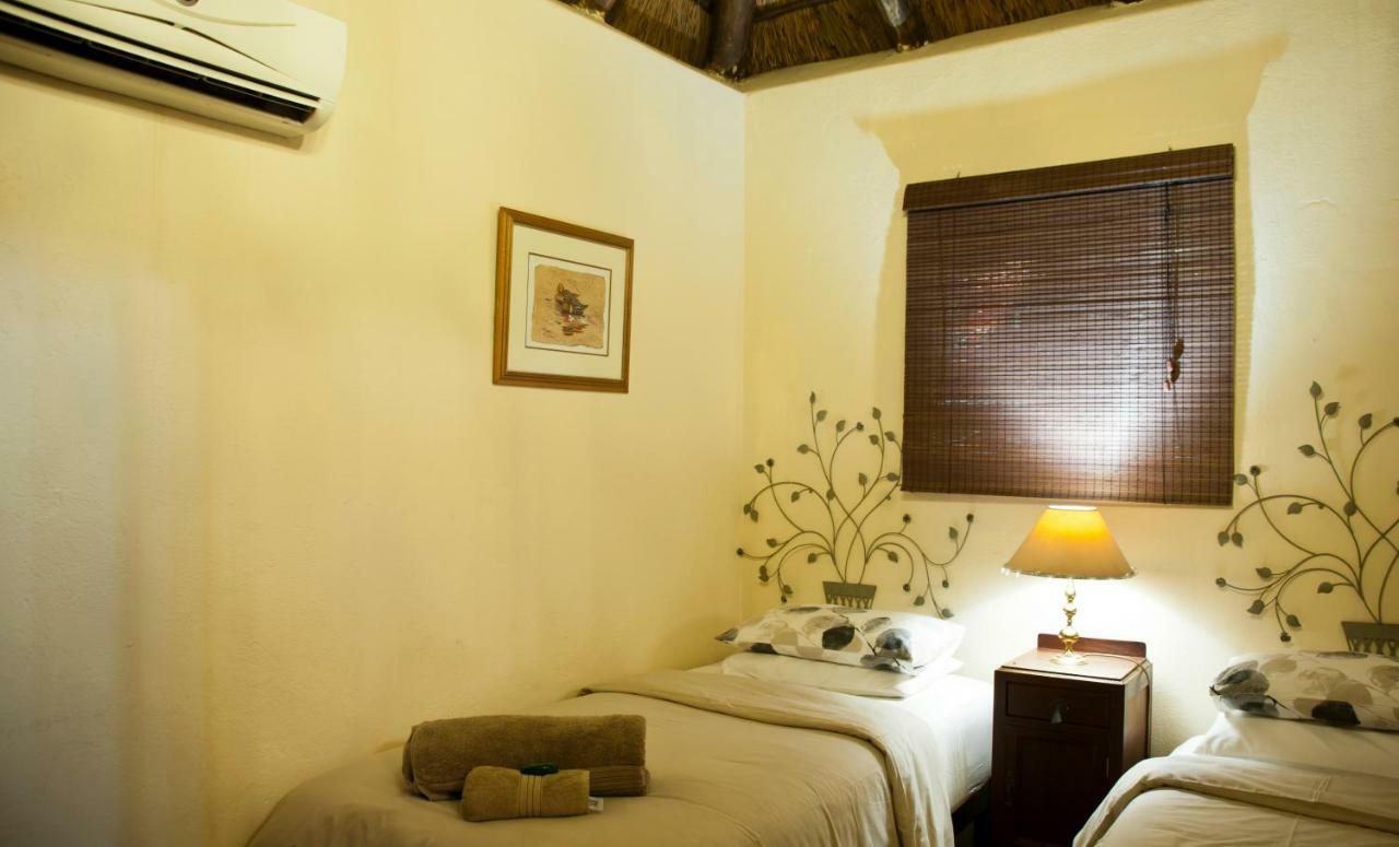 De Bruine Huis Marloth Park Buitenkant foto